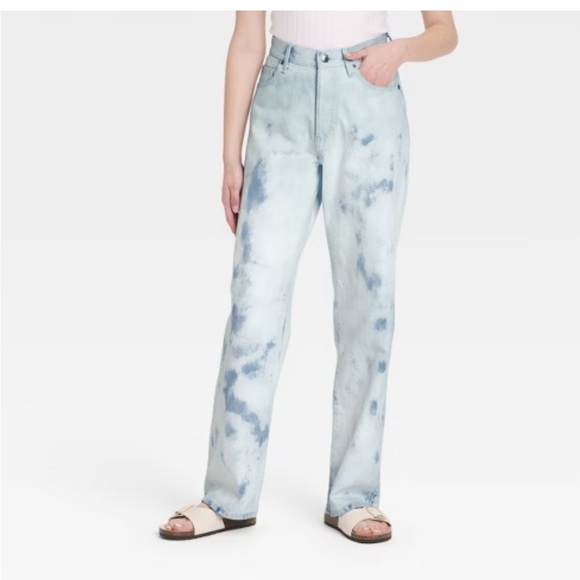 Women's Mid-Rise 90's Baggy Cloud Jeans - Universal Thread Light Wash new - Picture 2 of 8